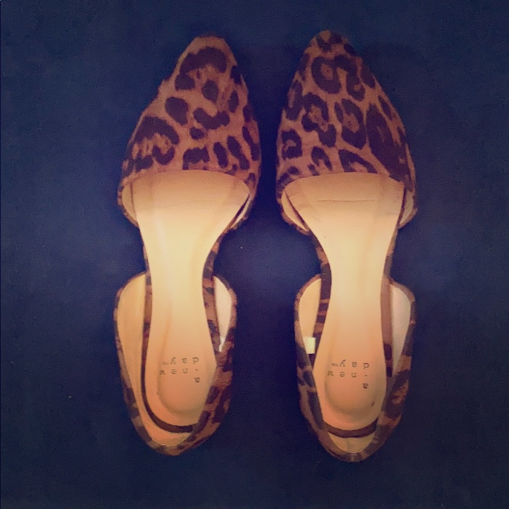 A New Day leopard flat